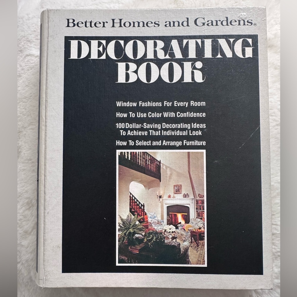 Better Homes and Gardens Decorating Book 1975